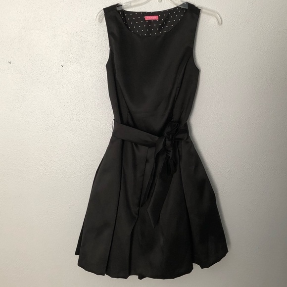 isaac mizrahi black dress